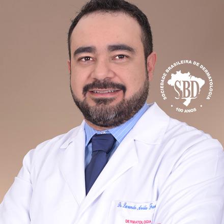 Dr. Leonardo Ávila Dermatologista Pelle Digitale São Paulo